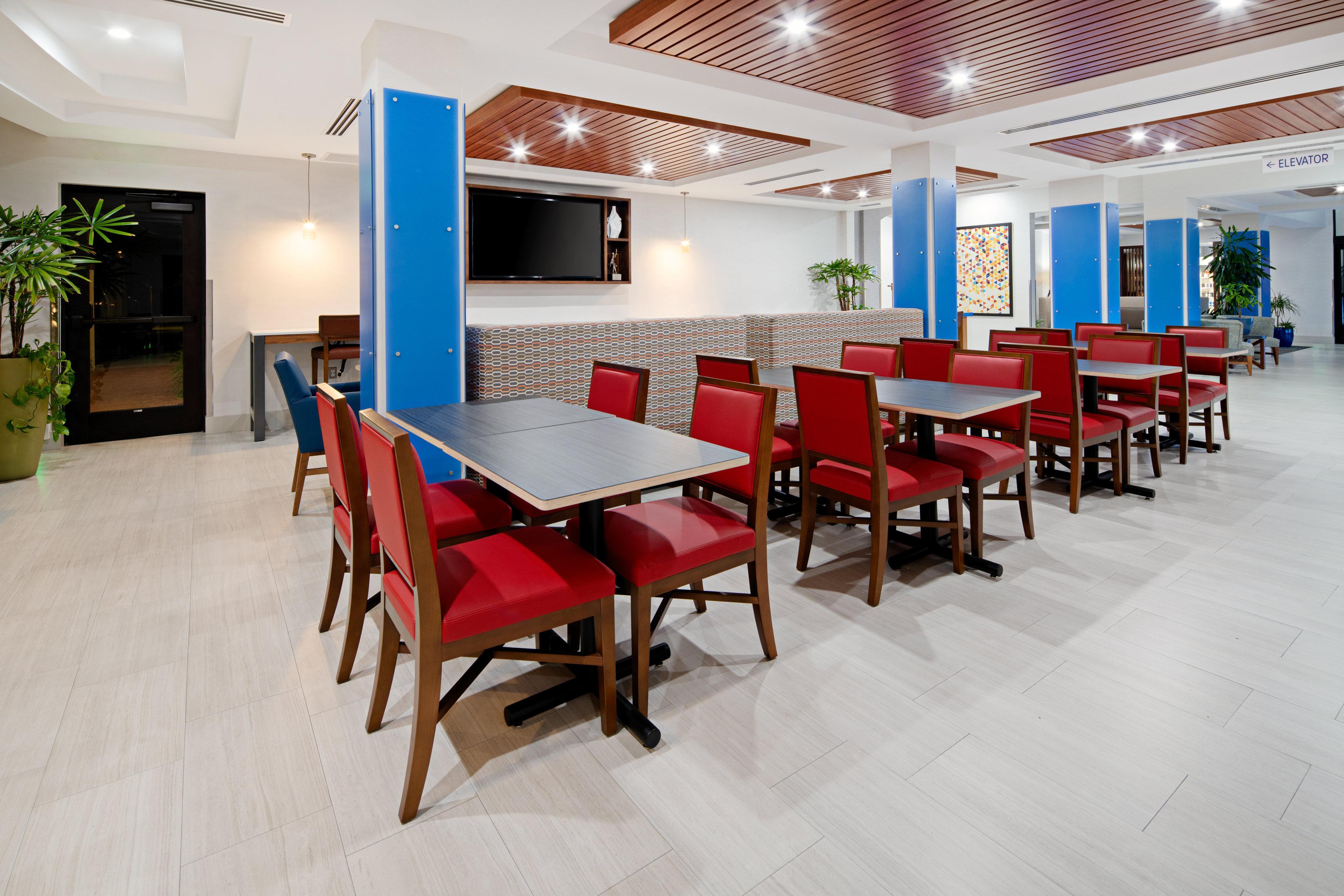 Holiday Inn Express Hotel & Suites Atascadero By Ihg Esterno foto