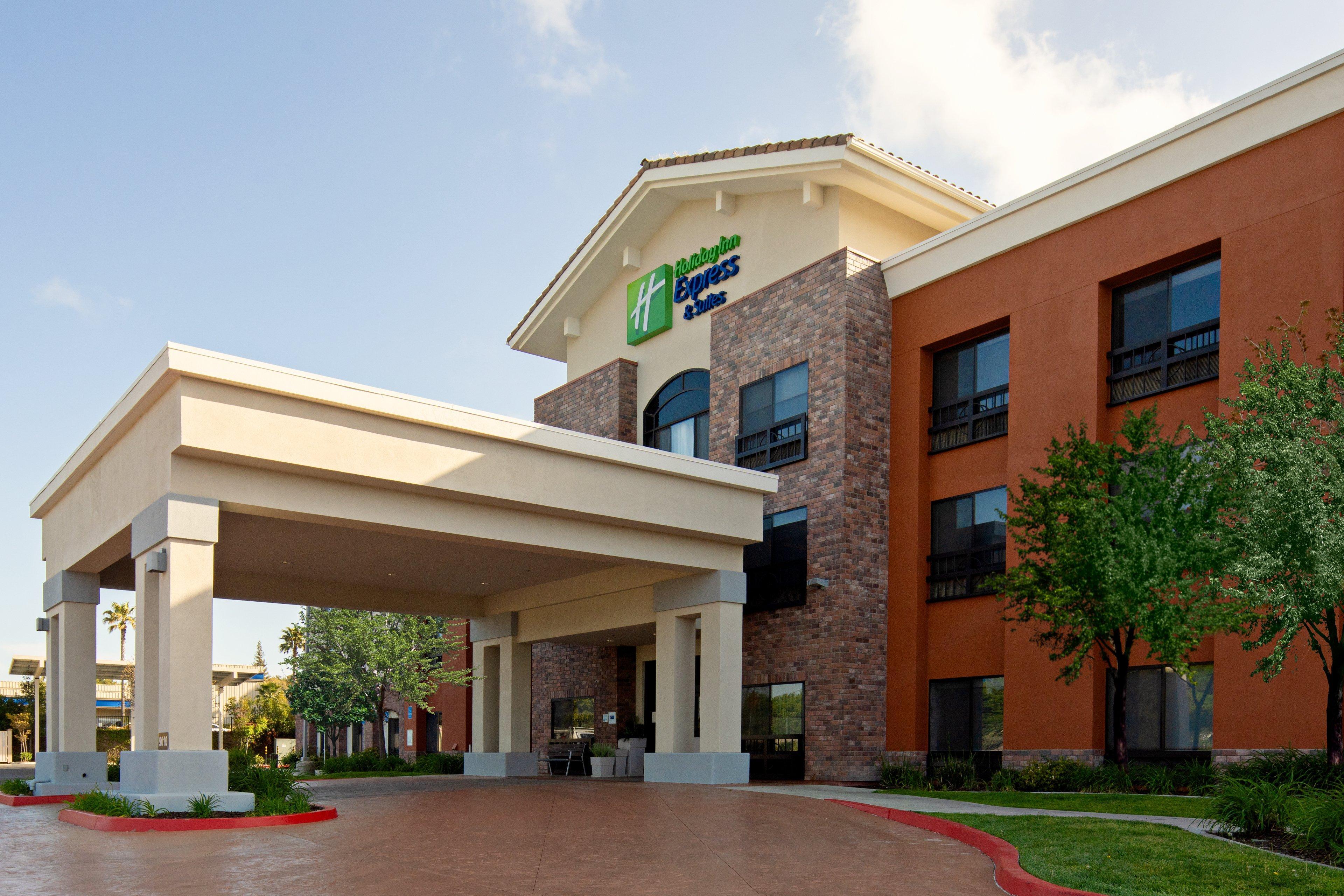 Holiday Inn Express Hotel & Suites Atascadero By Ihg Esterno foto