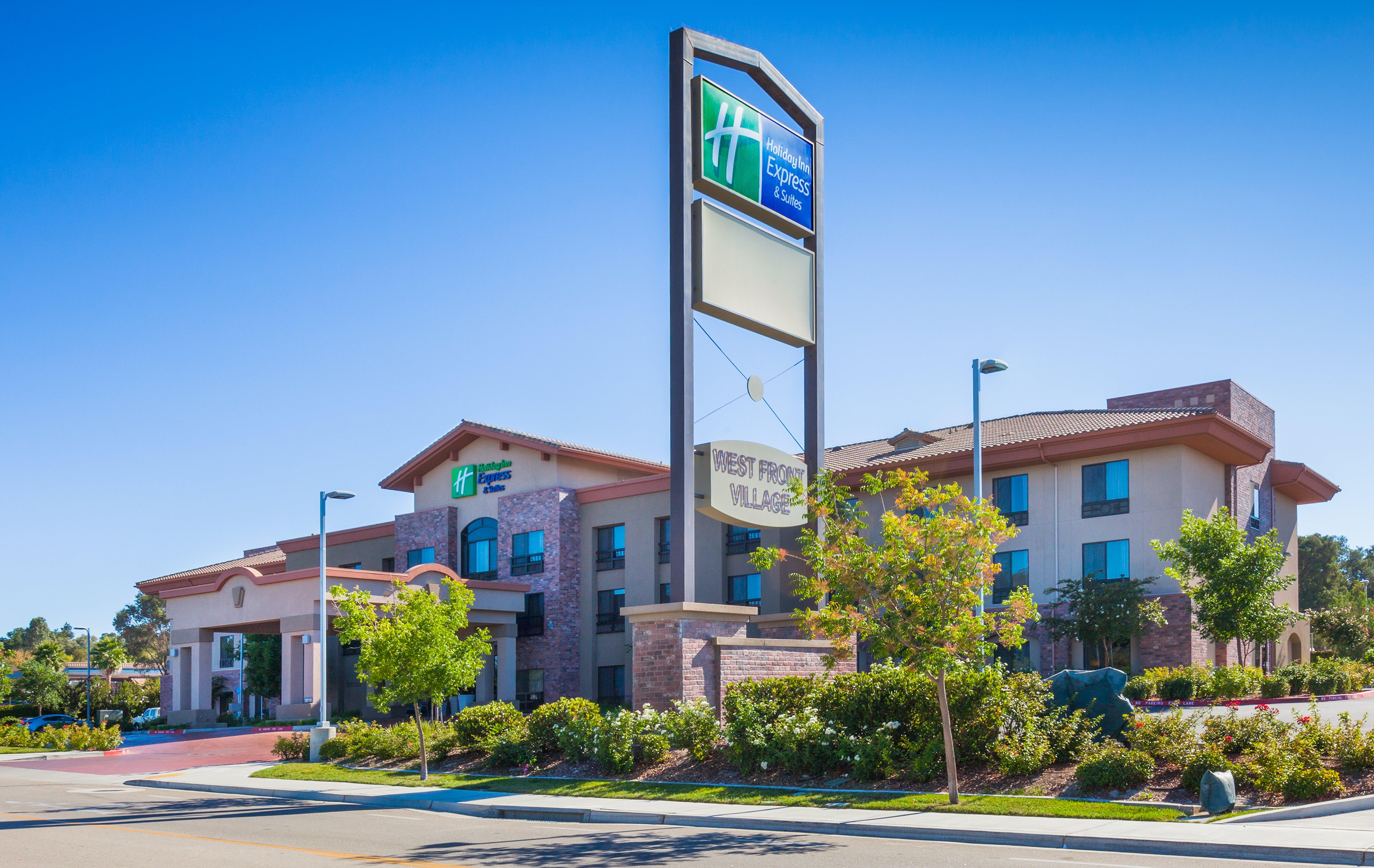 Holiday Inn Express Hotel & Suites Atascadero By Ihg Esterno foto